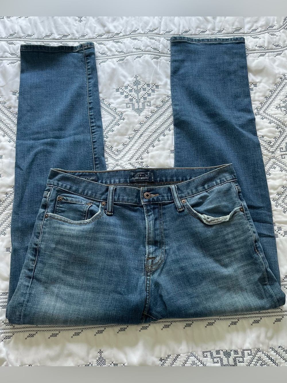 Lucky Brand Men’s Straight Leg Blue Jeans Size 34x32